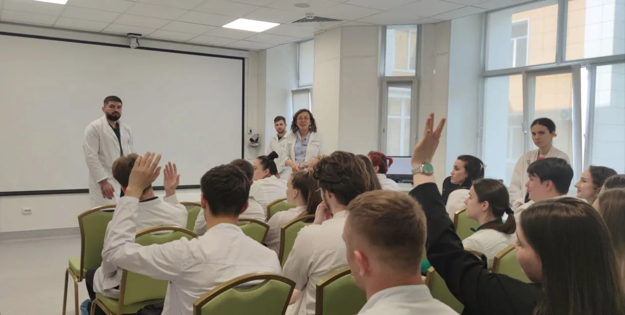 Врачами не рождаются, врачами становятся: студенты оттачивают знания в ВКБ № 4